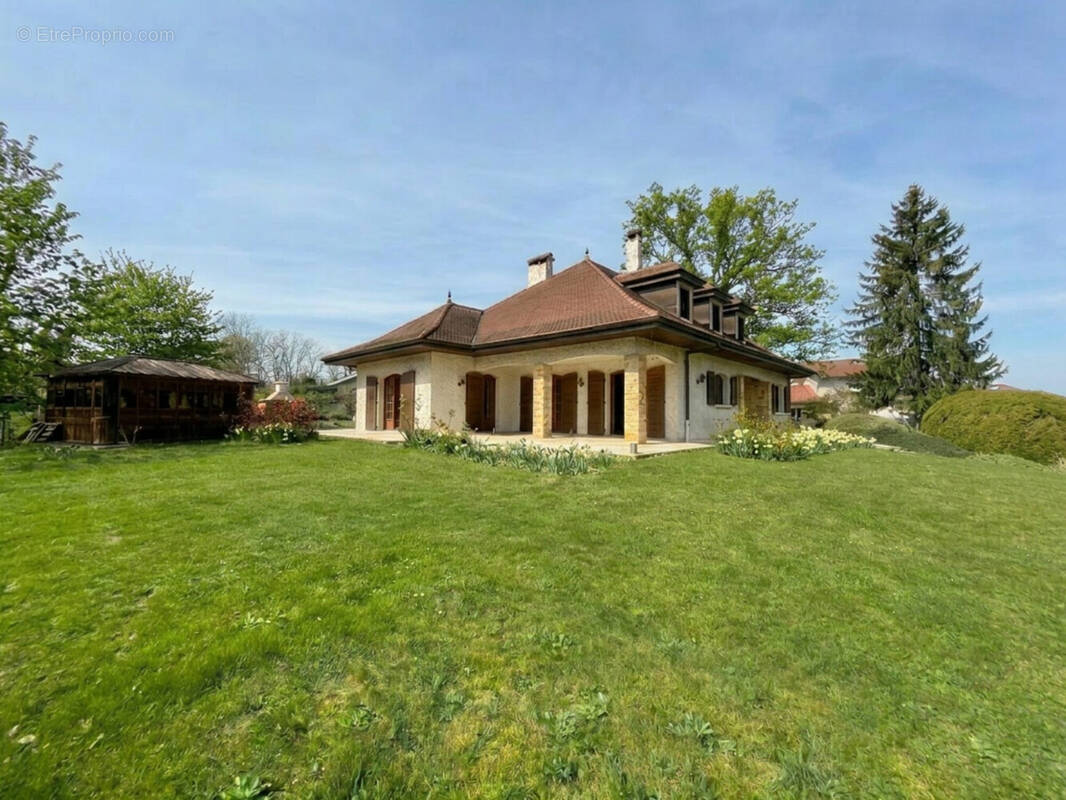 Maison à REIGNIER