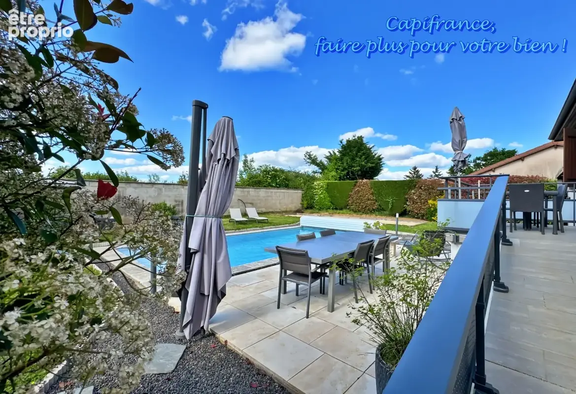 Maison à LA CLAYETTE