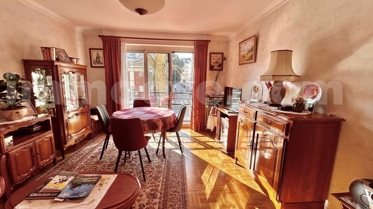 IMG_4891 2 - Appartement à CHARENTON-LE-PONT