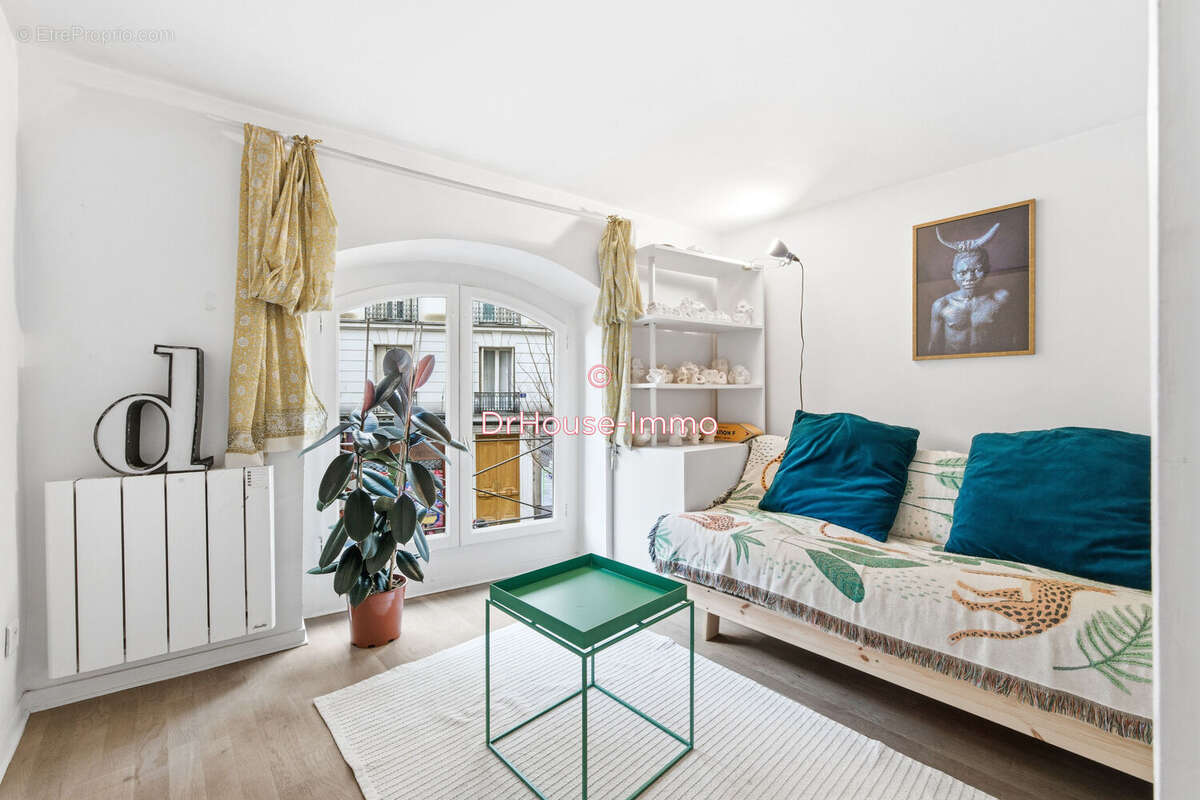 Appartement à PARIS-11E