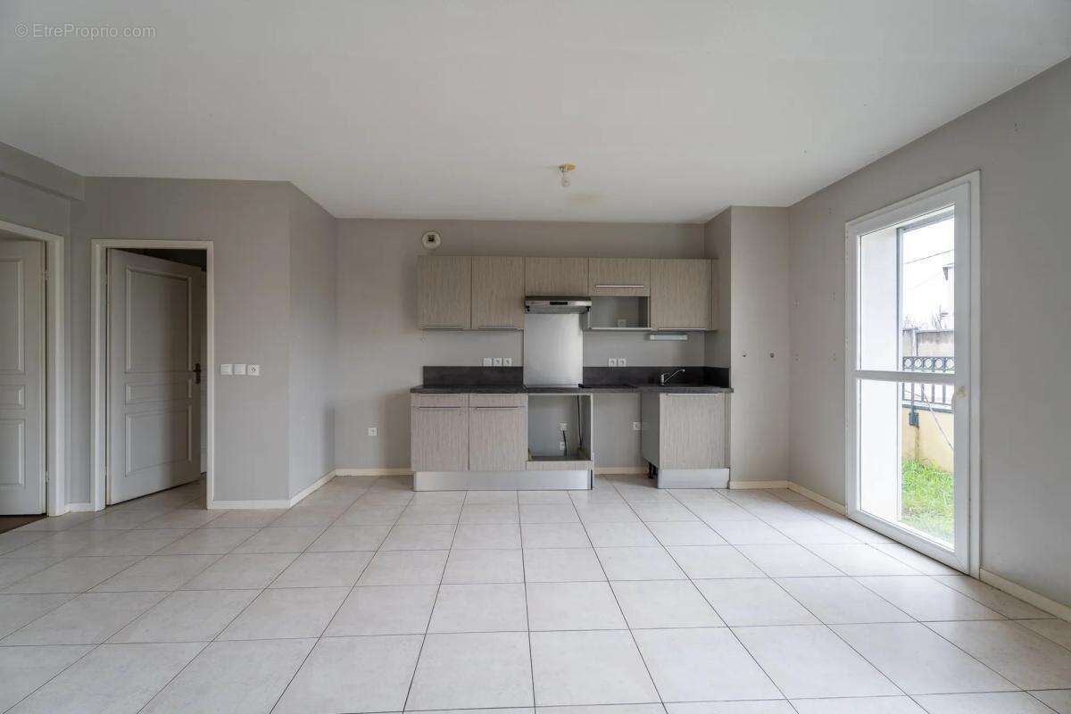 Appartement à VILLENAVE-D'ORNON