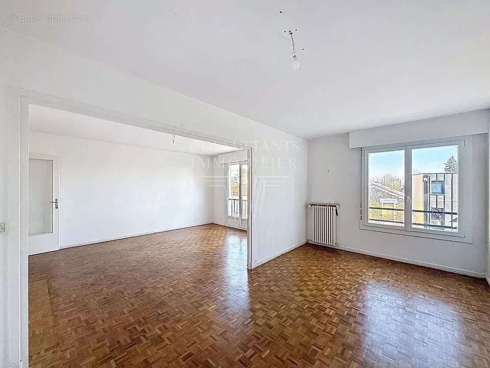 Appartement à CHATENAY-MALABRY