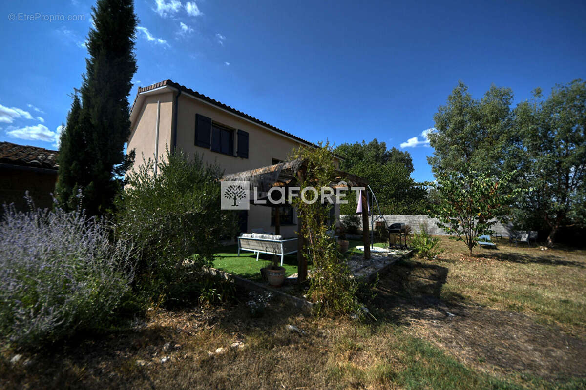 Jolie propriété contemporaine de 138 m² avec grange de caractère à vendre à Rabastens - photo 2