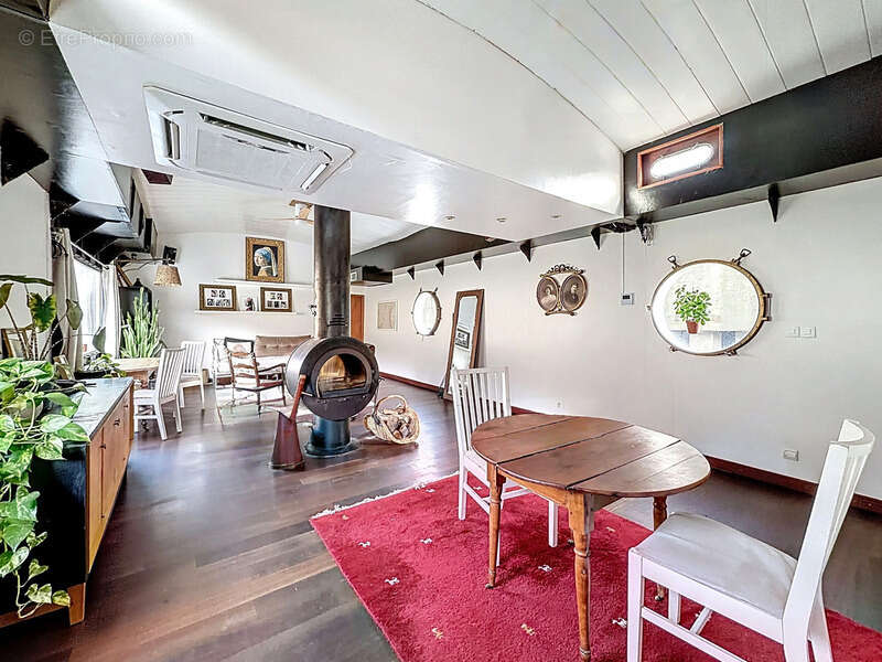 A 15 mn de Perrache - Au calme - Péniche habitation + studio / 170 m² avec vue exceptionnelle - photo 11