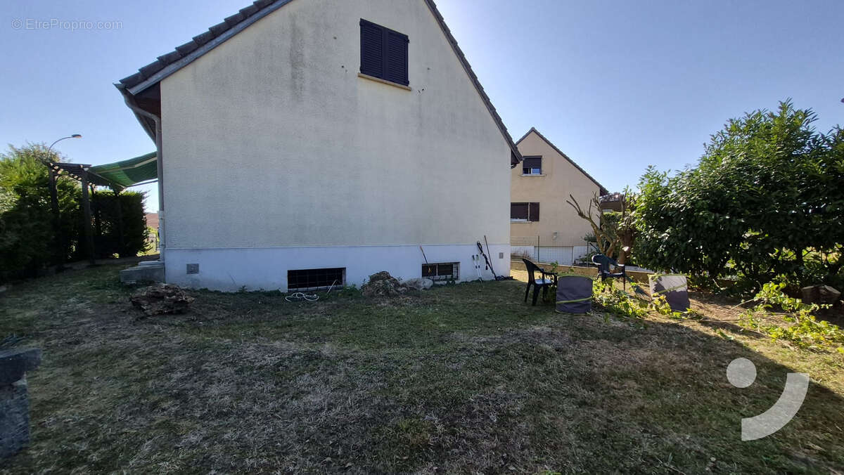 Maison familiale 131 m2   4 chambres, jardin et sous-sol complet   Épernay - photo 22