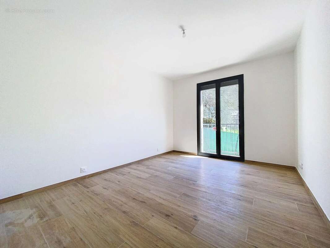 Maison à TOURRETTE-LEVENS