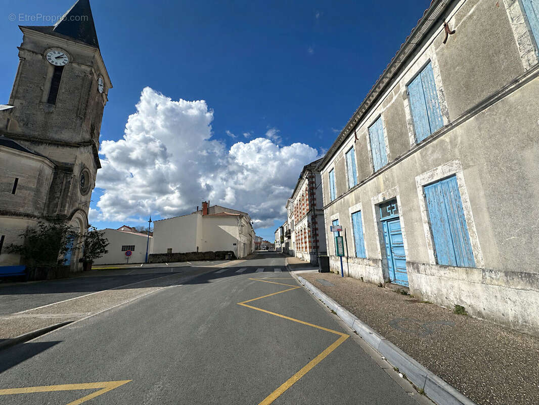Maison à ETAULES