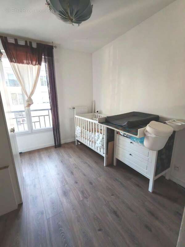 Appartement à SARTROUVILLE