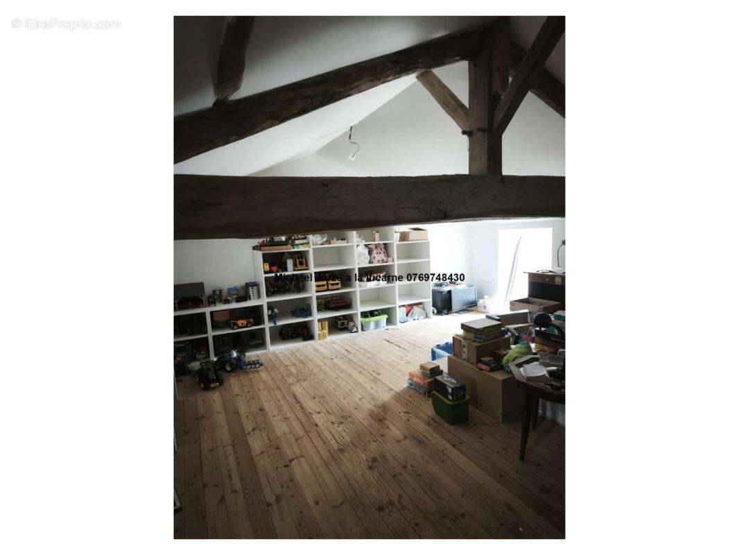 Maison à COURLAY