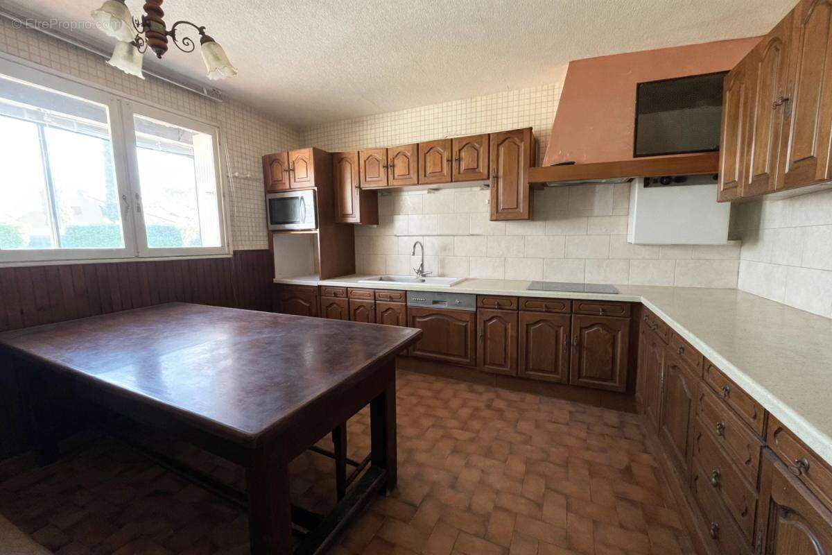 Maison à CASTELGINEST