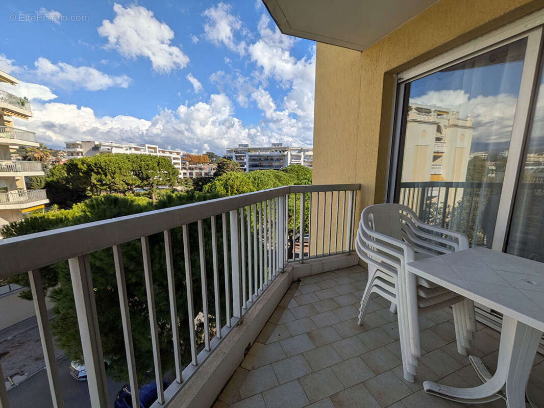 Appartement à CAGNES-SUR-MER