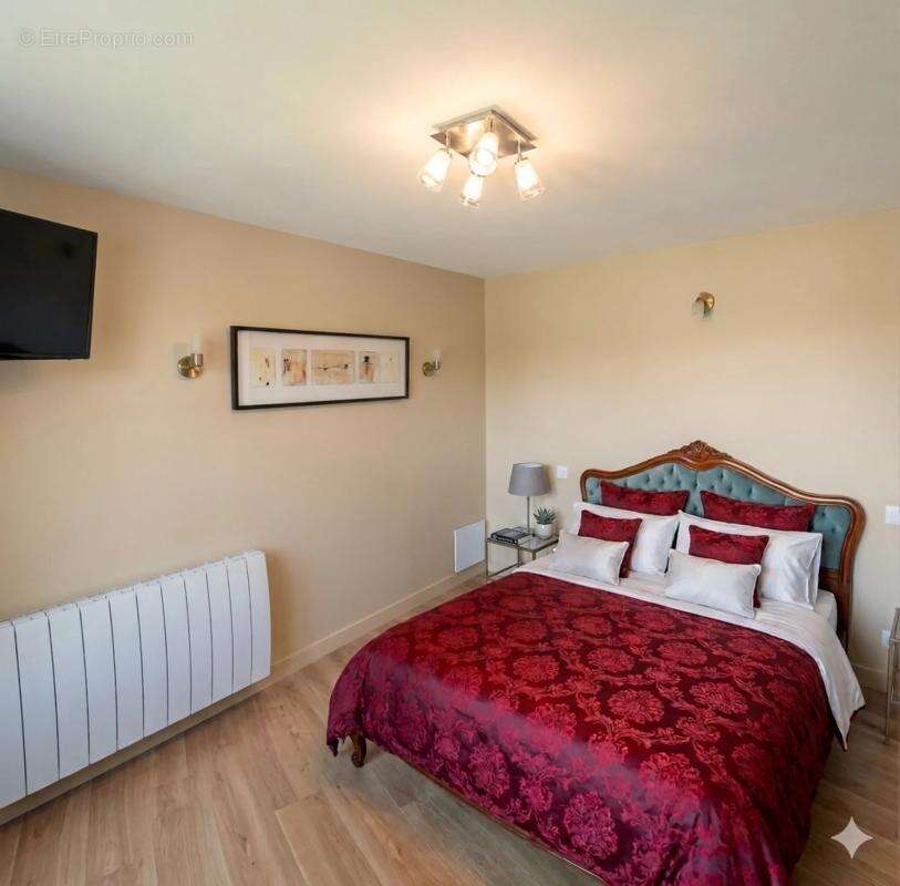 Maison en pierres de 140 m² avec vue panoramique sur Najac - photo 10