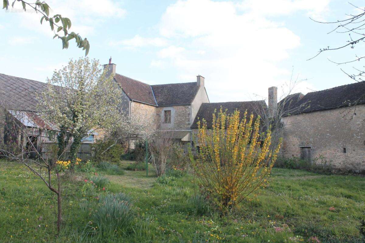 Maison à FYE