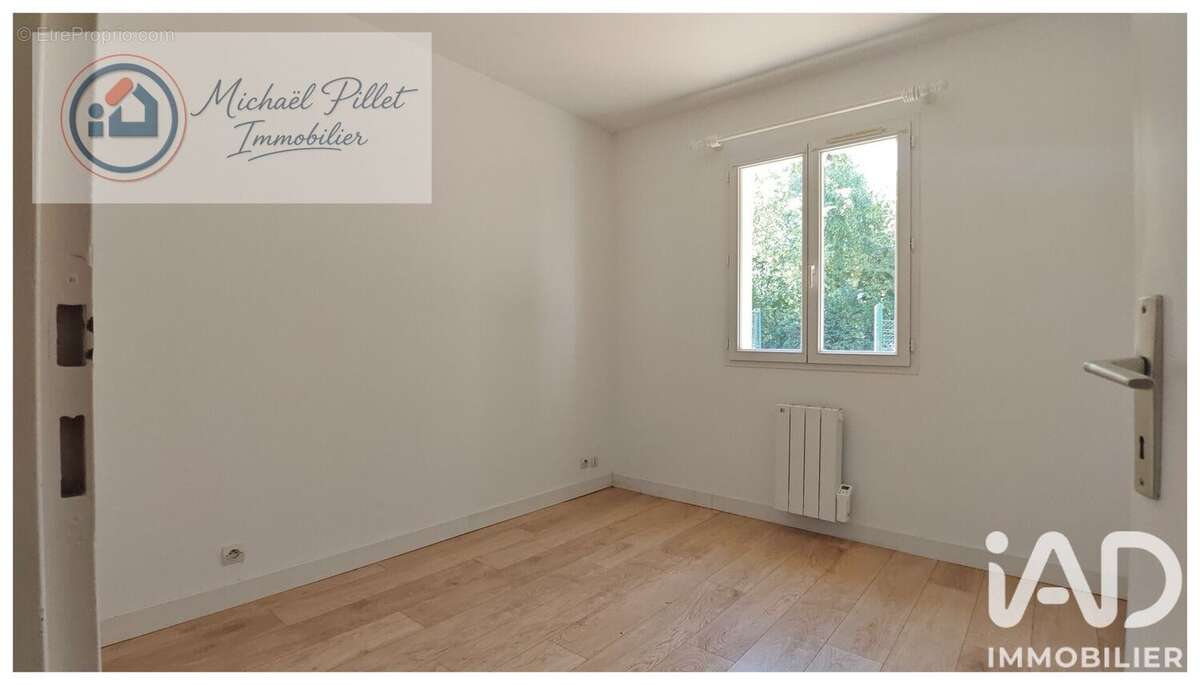 Maison 82 m² à Avord  - photo 8
