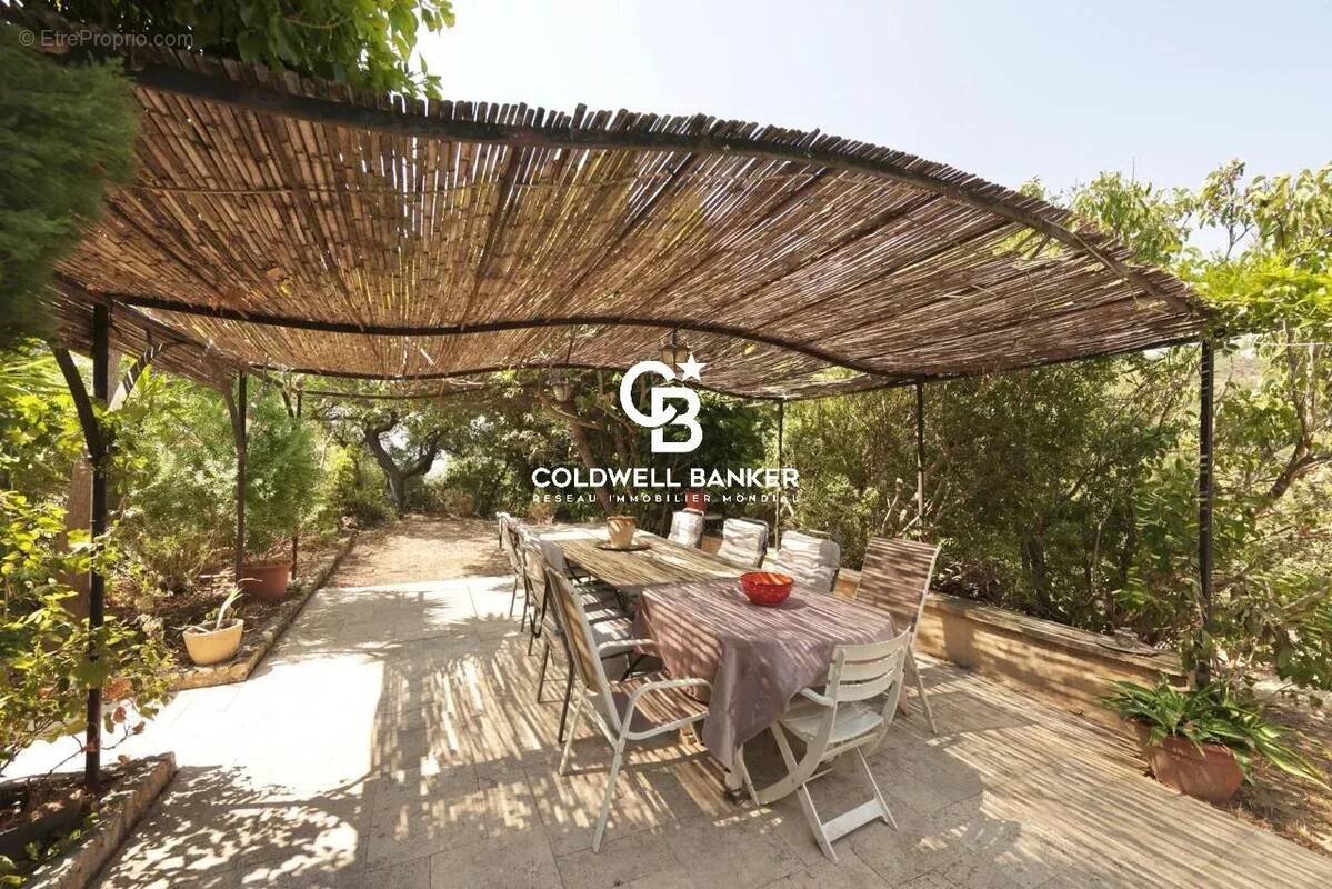 Appartement à GRIMAUD