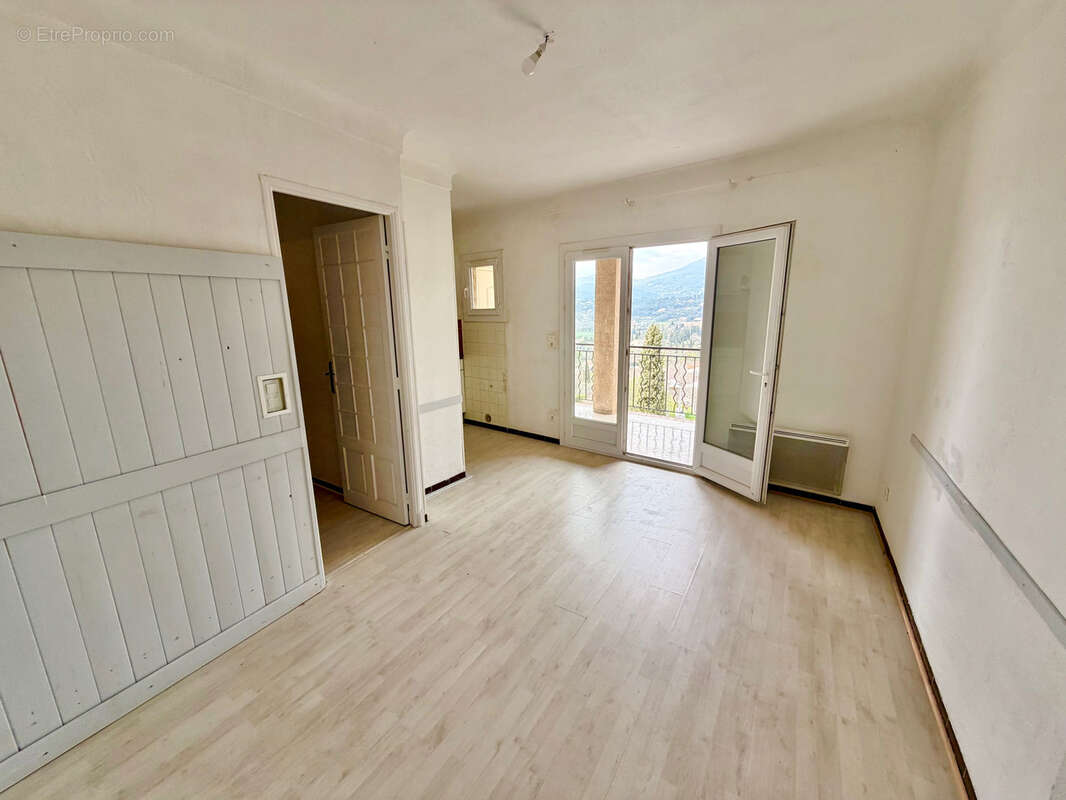 Appartement à FAYENCE