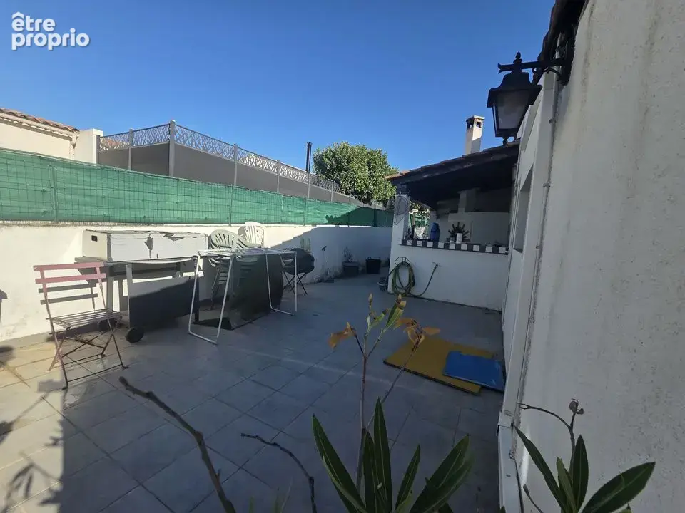 Maison de plain-pied avec piscine  Parcelle de 500 m² a Rognac - photo 13