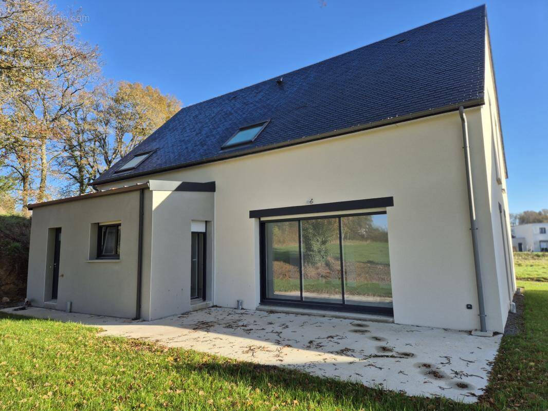 Maison à SAINT-AUBIN-DU-CORMIER