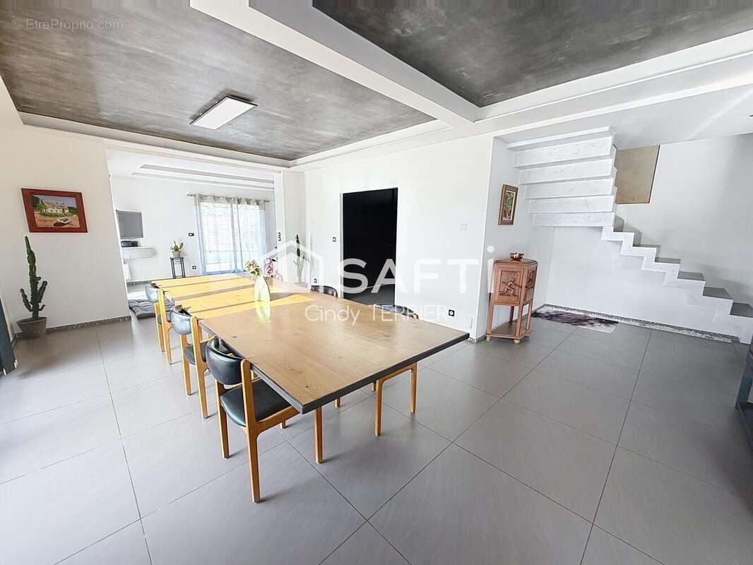 Photo 6 - Maison à BEAUCROISSANT