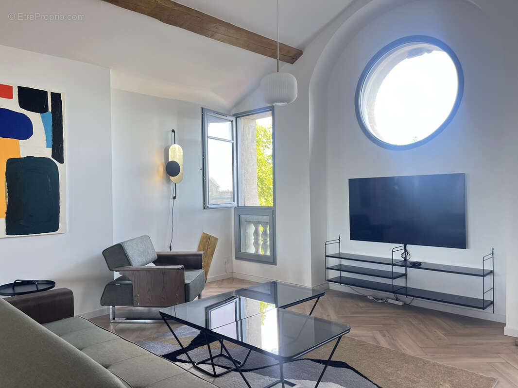 Appartement à NIMES