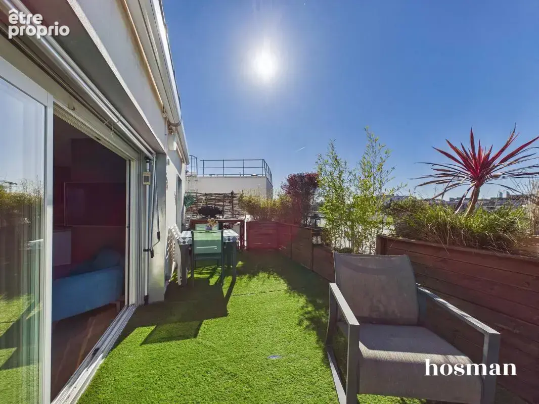 Duplex 3 pièces, 78 m² Carrez avec terrasses de 70 m², ascenseur, parking, mini piscine - Impasse Toubart, Cenon - photo 15