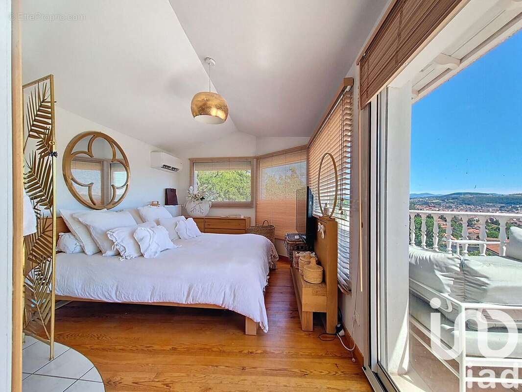 Photo 9 - Maison à ESPALY-SAINT-MARCEL