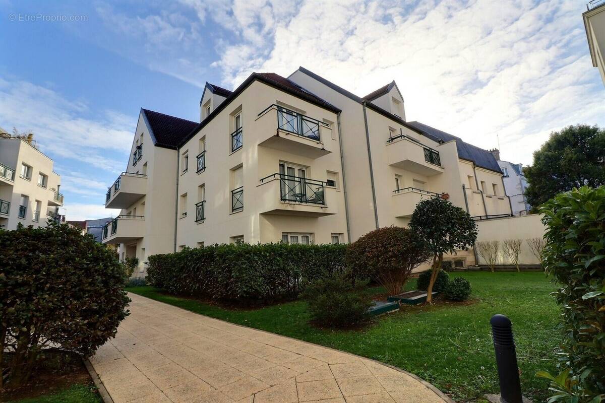 Appartement à CHATILLON