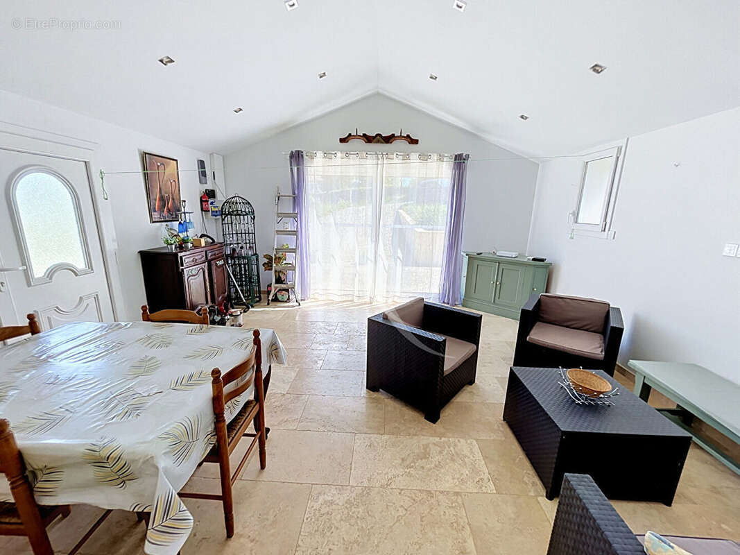 Maison de plain pied Prayssac, 2 chambres, vue campagne - photo 4