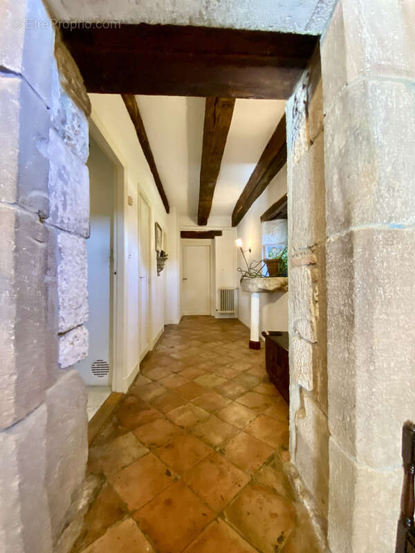 Maison à SAINTE-CECILE-DU-CAYROU