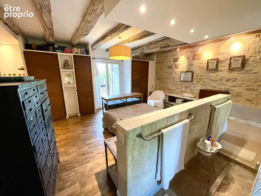 Belle maison en brasier avec dépendances. - photo 6