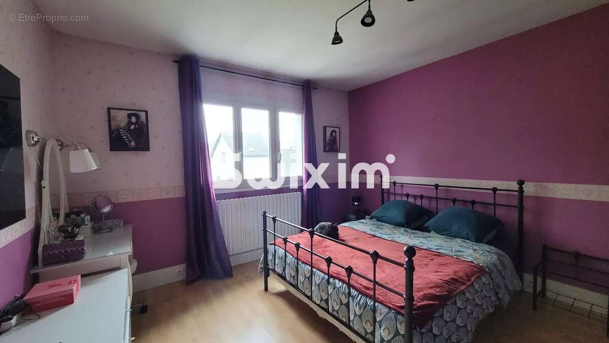 Maison 121 m² à Montmorot  - photo 9