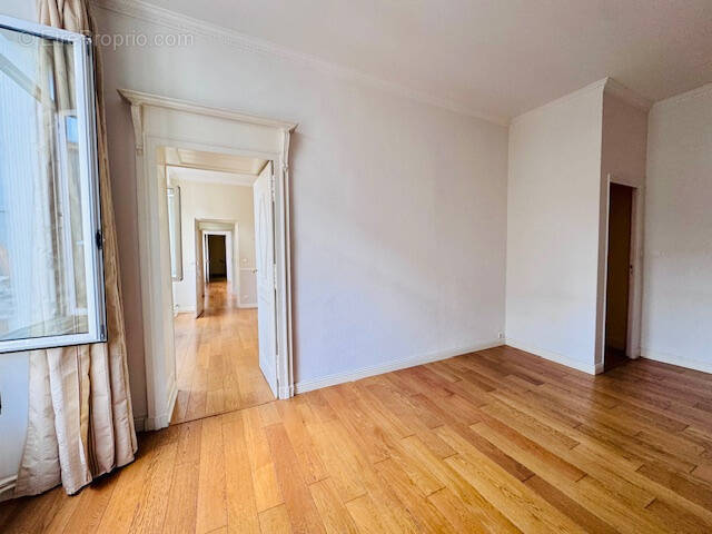 Commerce à TOULOUSE