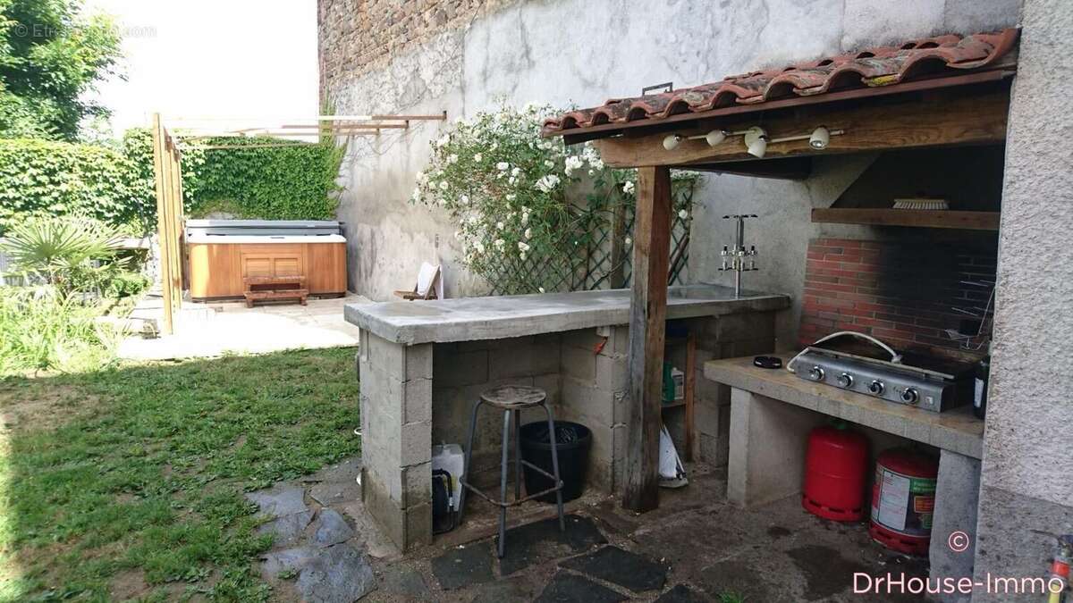 Appartement à SAUXILLANGES