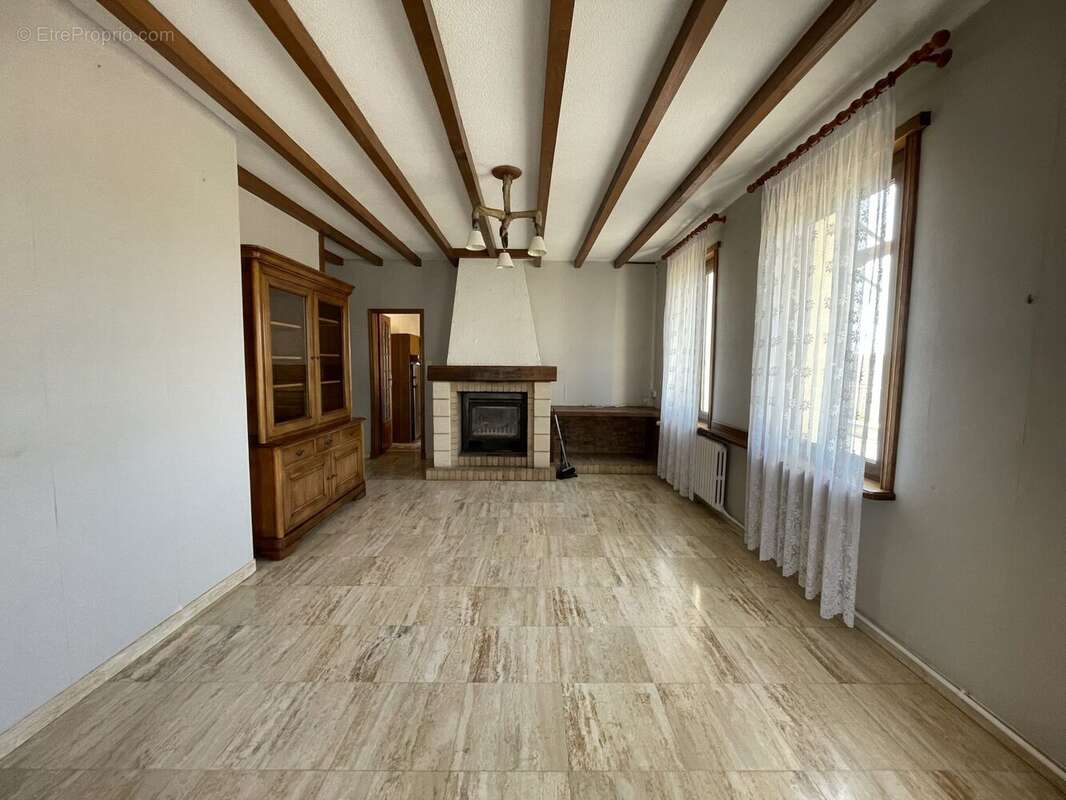 Maison 139 m² à Monceau-Le-Neuf-Et-Faucouzy  - photo 5