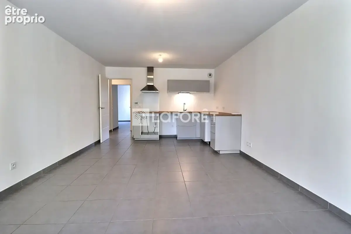 Appartement T3 avec balcon et garage à Toulon, résidence 2017 - photo 7