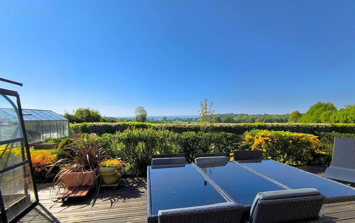 Maison à FORGES-LES-EAUX