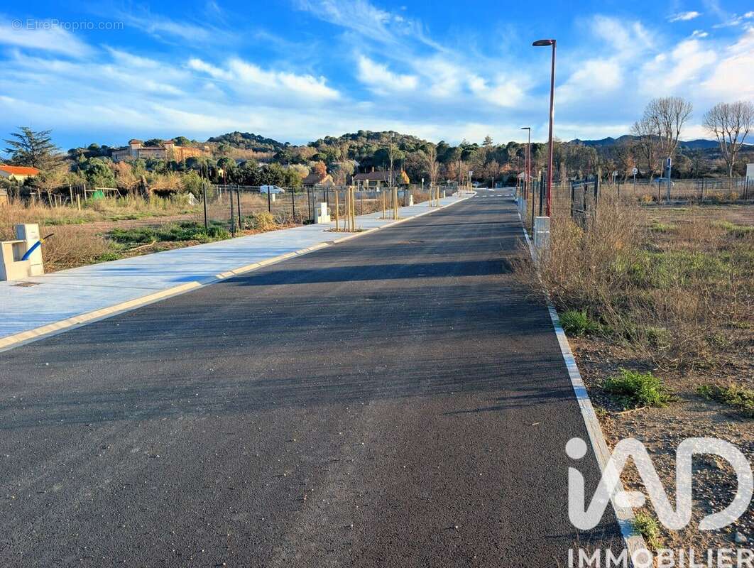 Photo 2 - Terrain à ESTAGEL