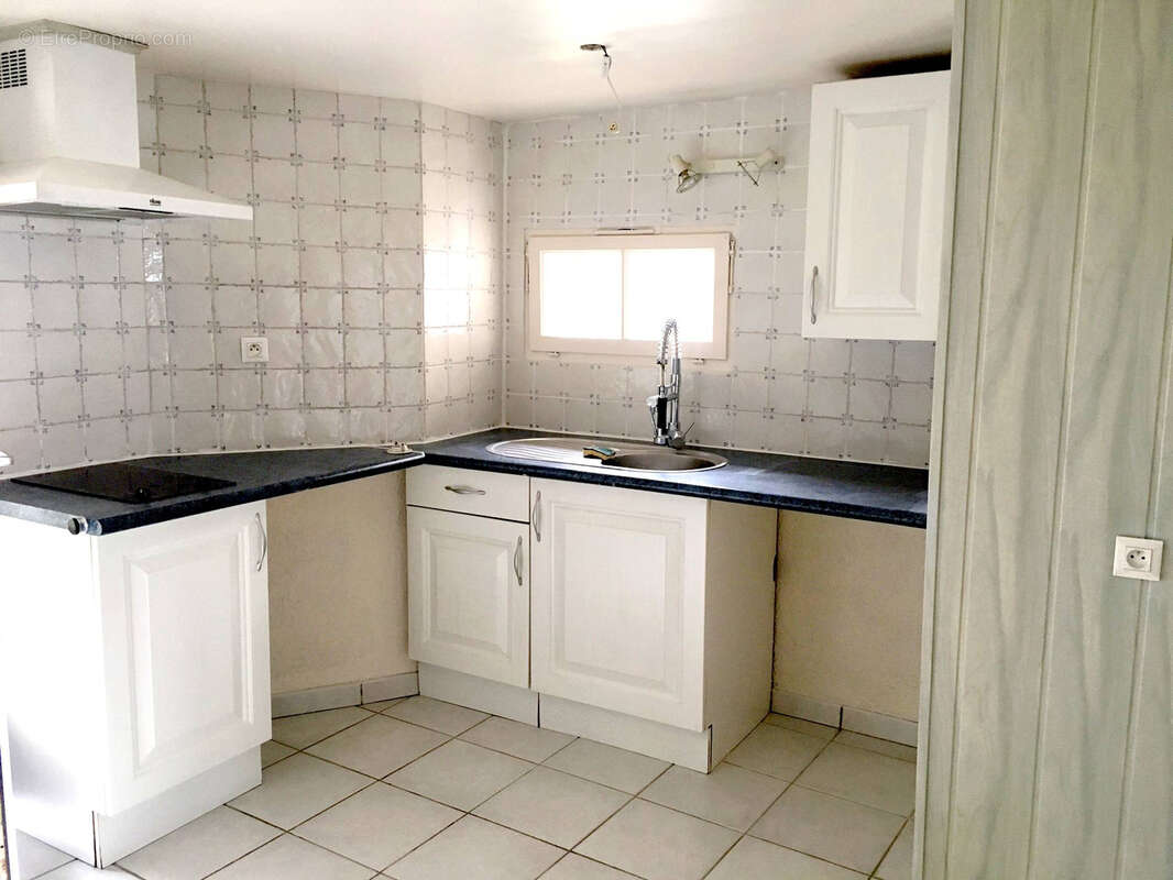 Appartement à CORNE