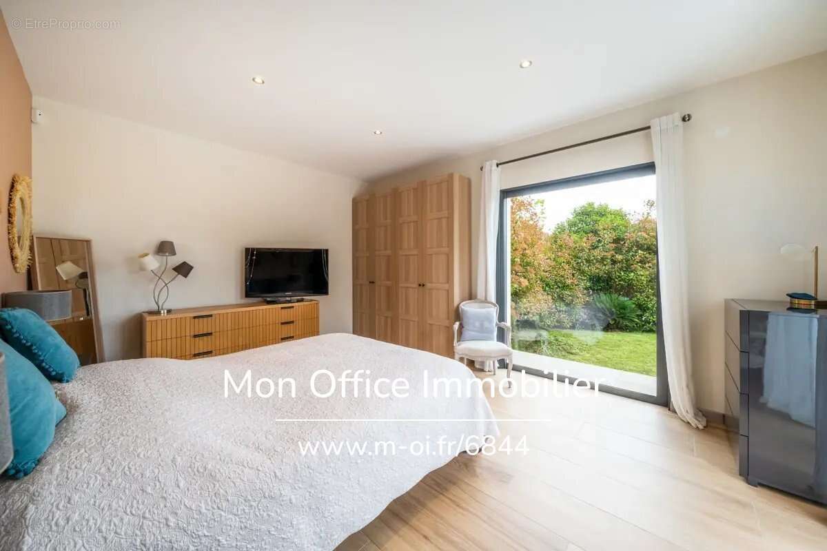 Référence : 6844-AUS - Maison contemporaine 201m² avec piscine - Ventabren - photo 9
