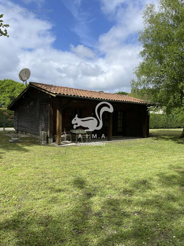 Maison à MIOS
