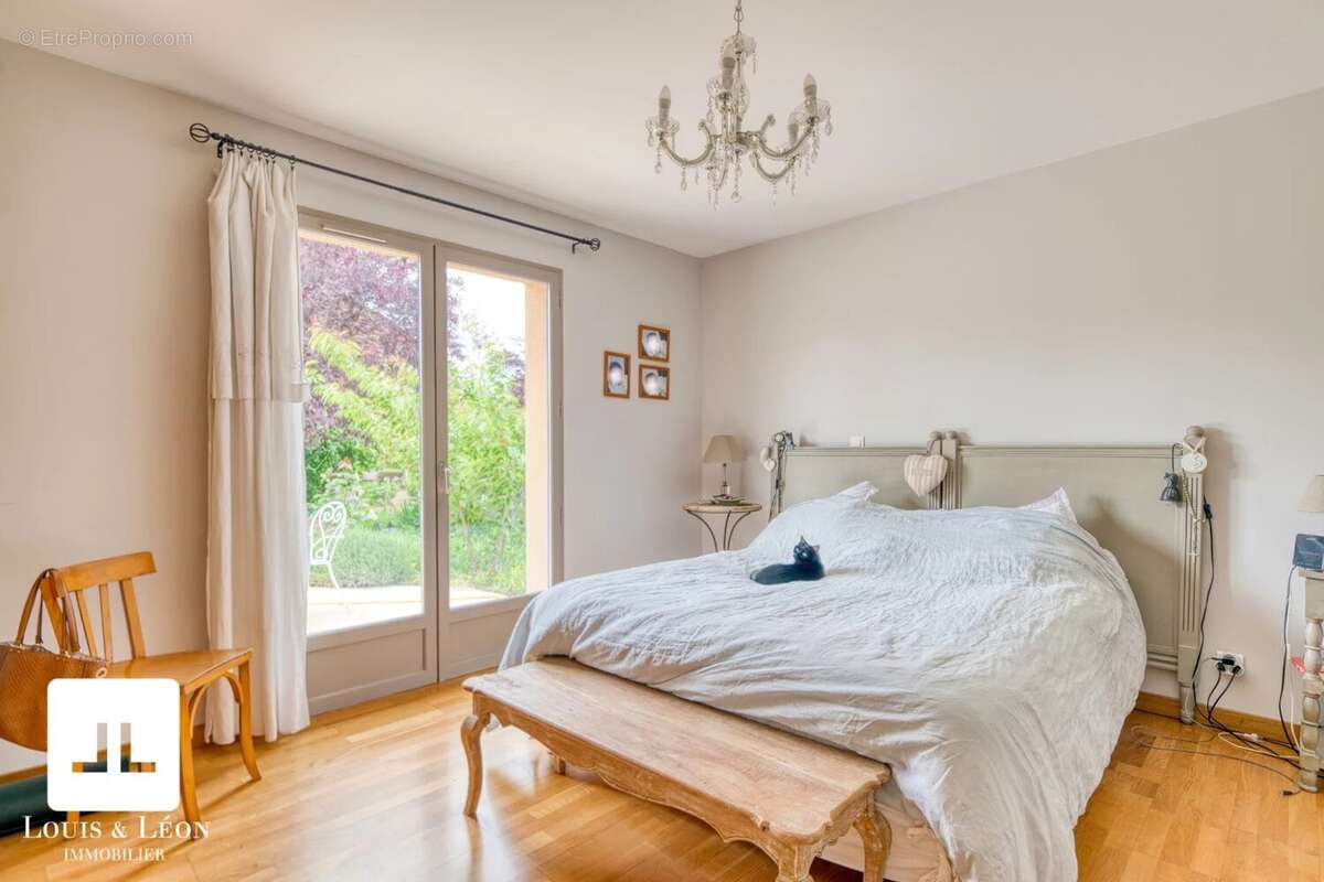 Maison à MORANCE