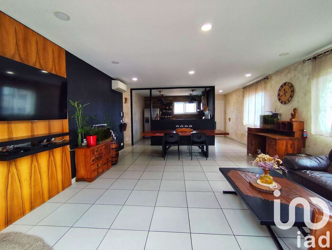 Photo 2 - Maison à PIA