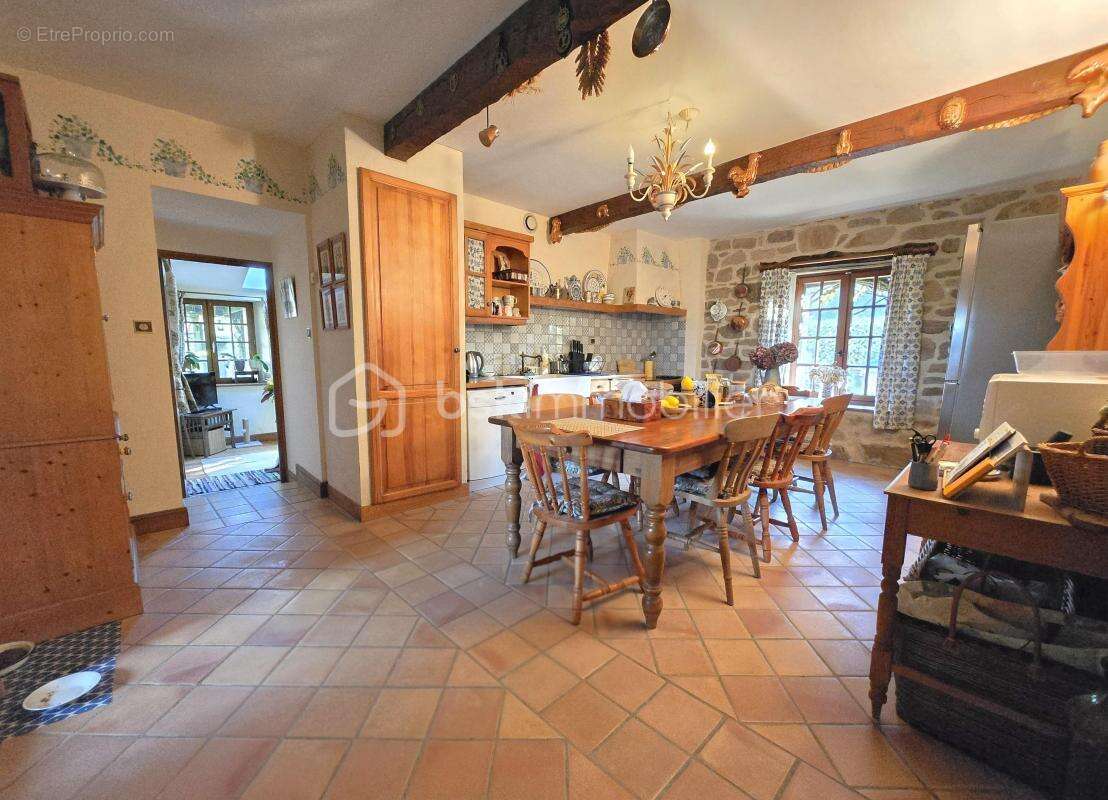Maison de caractère - Volume, élégance et charme authentique - 182 m² - photo 6