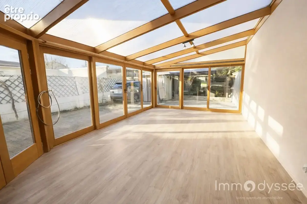 Maison 112 m² à Livry-Gargan  - photo 3