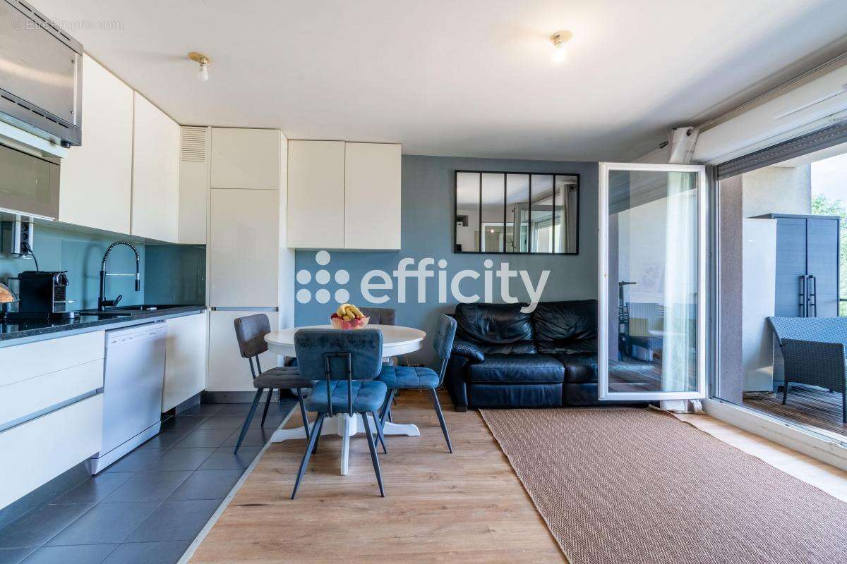 Appartement à VILLENEUVE-LE-ROI