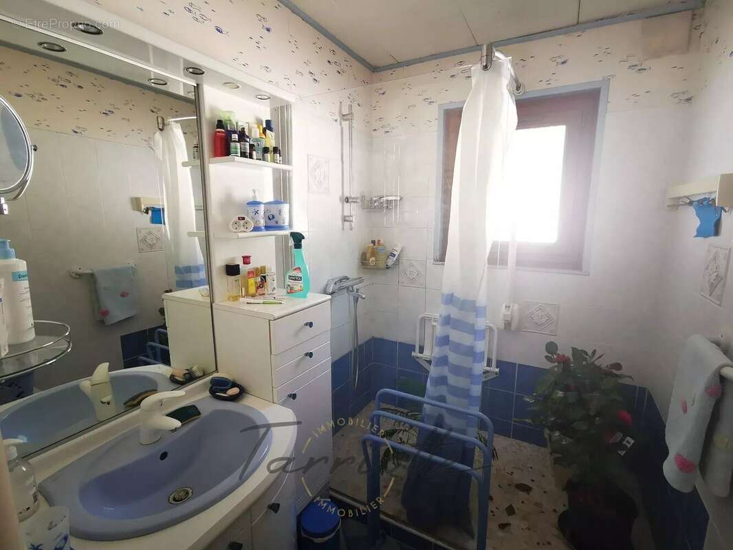 Maison à MALATAVERNE