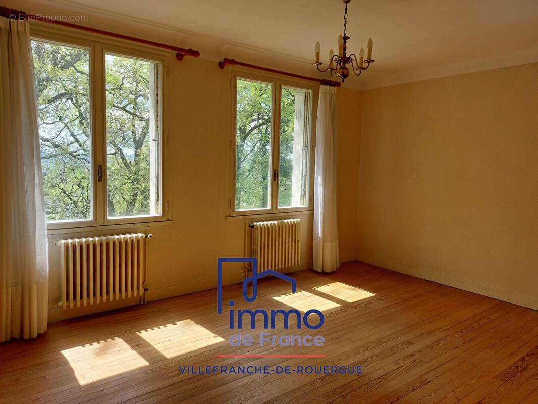 Maison à VILLEFRANCHE-DE-ROUERGUE