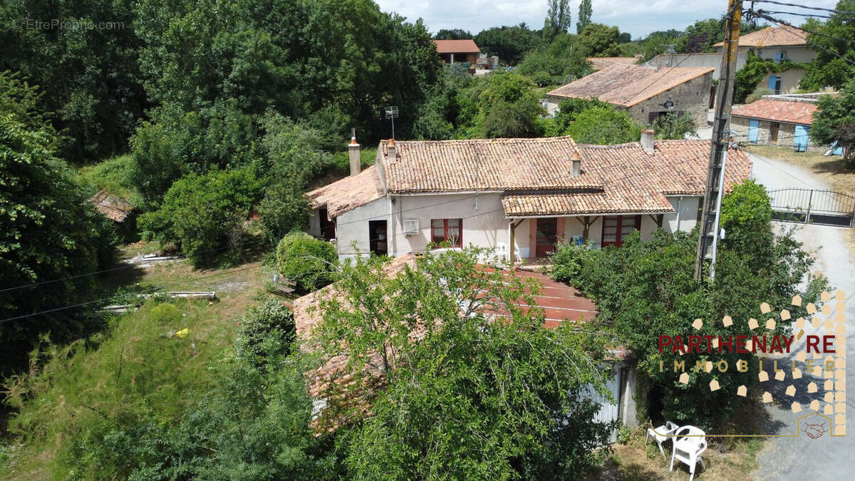 Maison à LA PEYRATTE