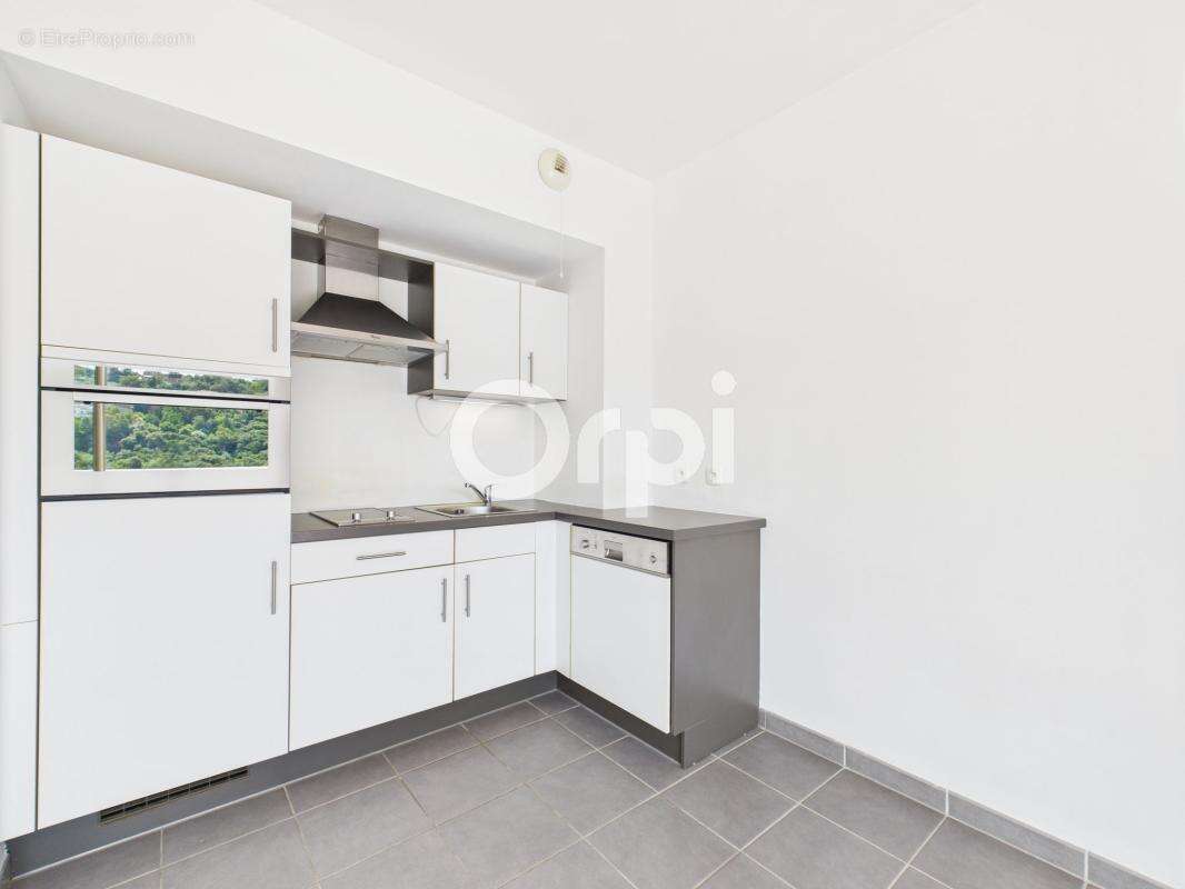 Appartement à MANDELIEU-LA-NAPOULE