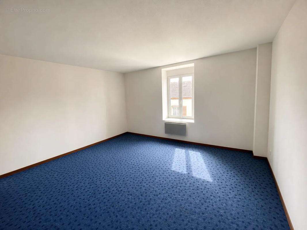 Immeuble de 7 pièces de 179 m² à Bourbonne-les-Bains - photo 4